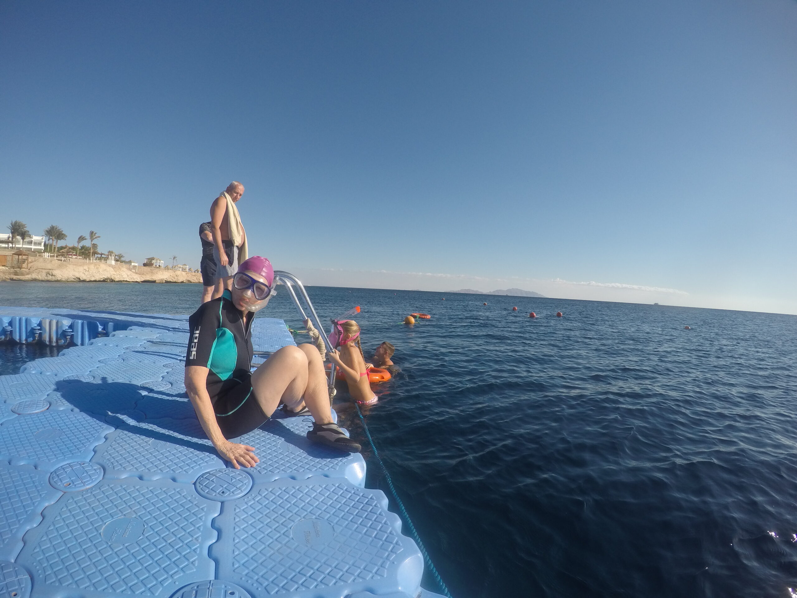 Snorkelling: How to get into the water for the first time